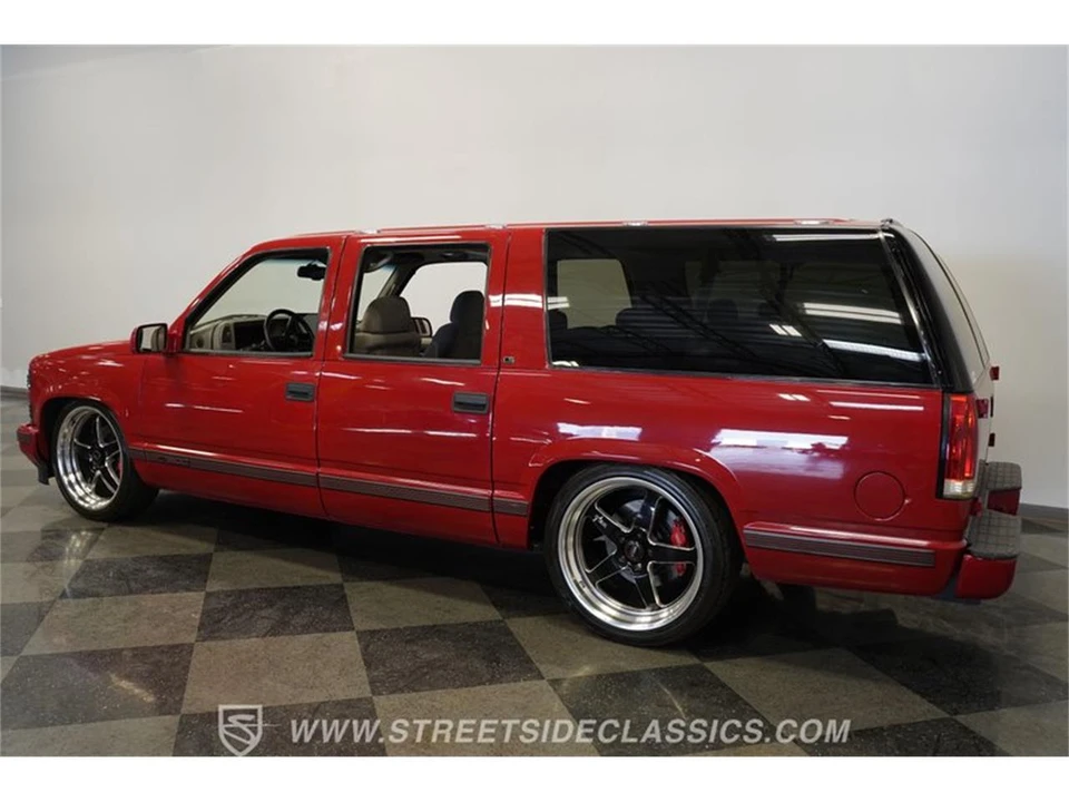 1996 Chevrolet Suburban 8th Gen - Image 9 of 31