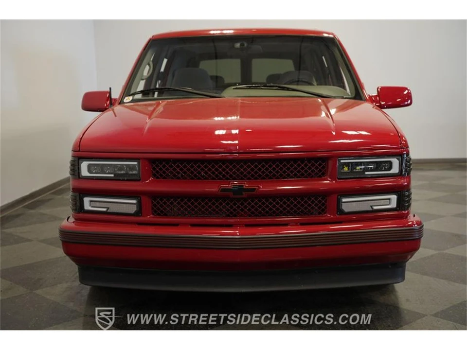 1996 Chevrolet Suburban 8th Gen - Image 17 of 31