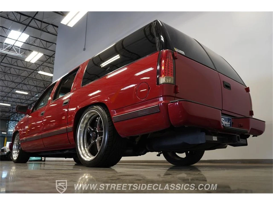 1996 Chevrolet Suburban 8th Gen - Image 25 of 31
