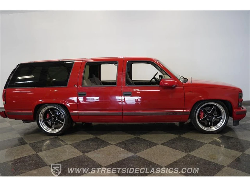 1996 Chevrolet Suburban 8th Gen - Image 14 of 31