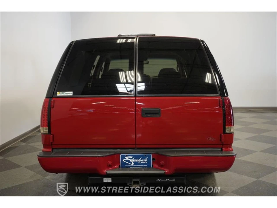 1996 Chevrolet Suburban 8th Gen - Image 27 of 31