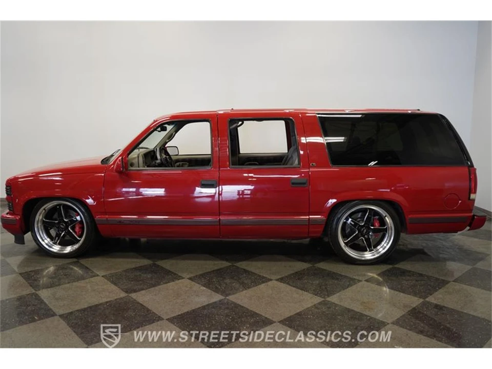 1996 Chevrolet Suburban 8th Gen - Image 8 of 31