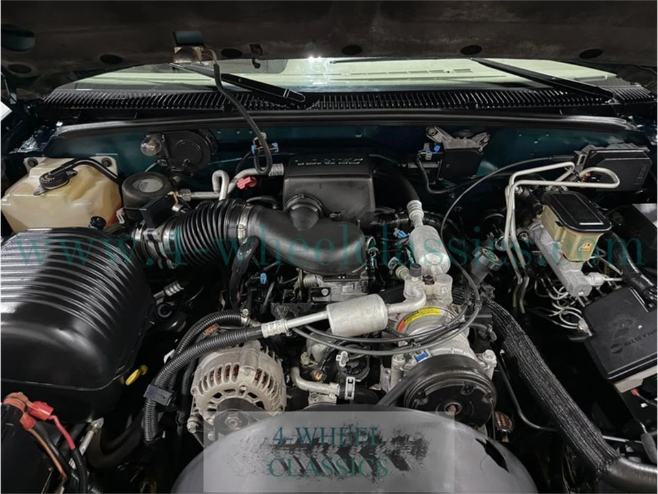 1996 Chevrolet Suburban 8th Gen - Image 26 of 31