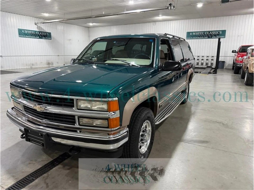 1996 Chevrolet Suburban 8th Gen - Image 11 of 31