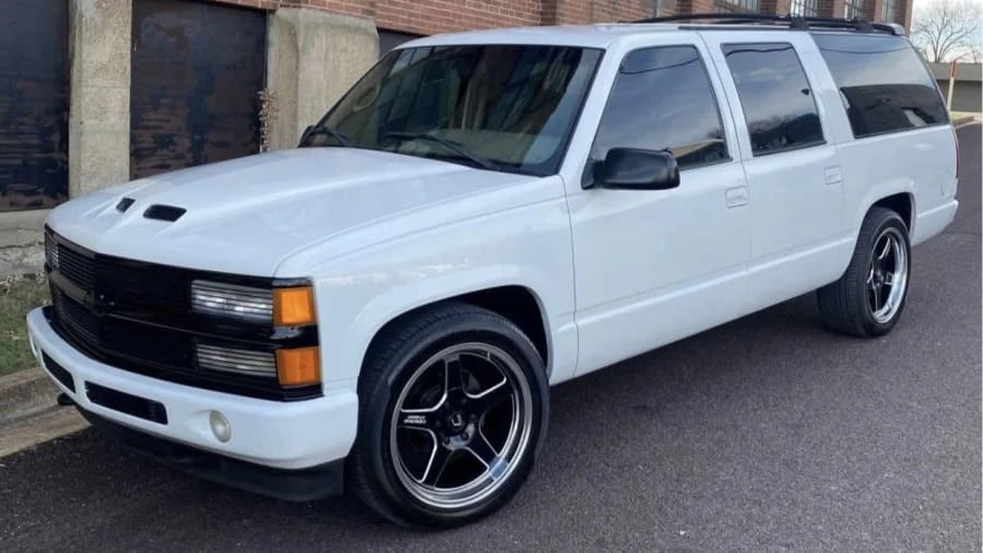 1996 Chevrolet Suburban 8th Gen - Image 6 of 18