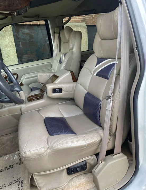 1996 Chevrolet Suburban 8th Gen - Image 12 of 18