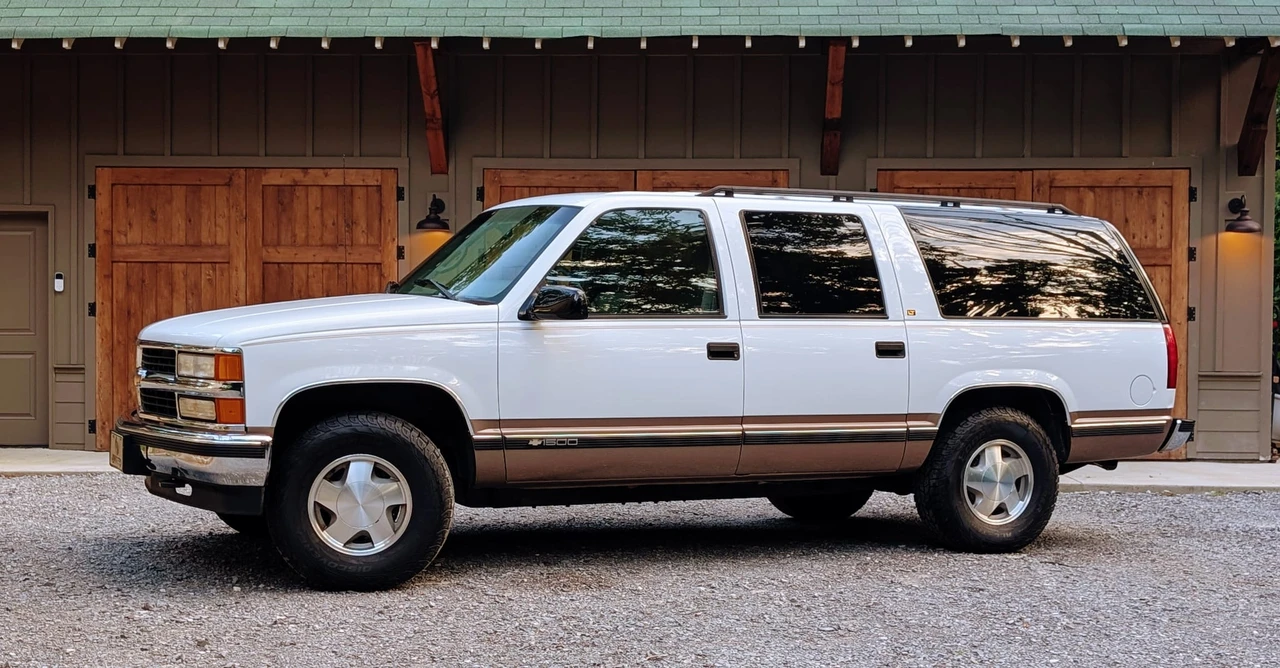 1996 Chevrolet Suburban 8th Gen - Image 22 of 31