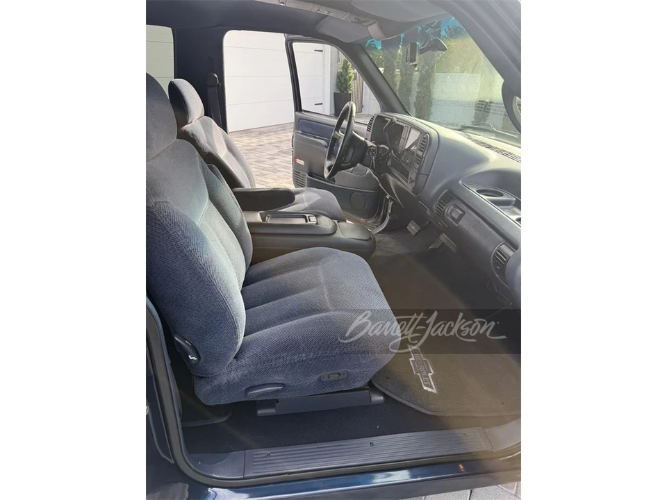 1996 Chevrolet Tahoe 1st Gen - Image 4 of 5