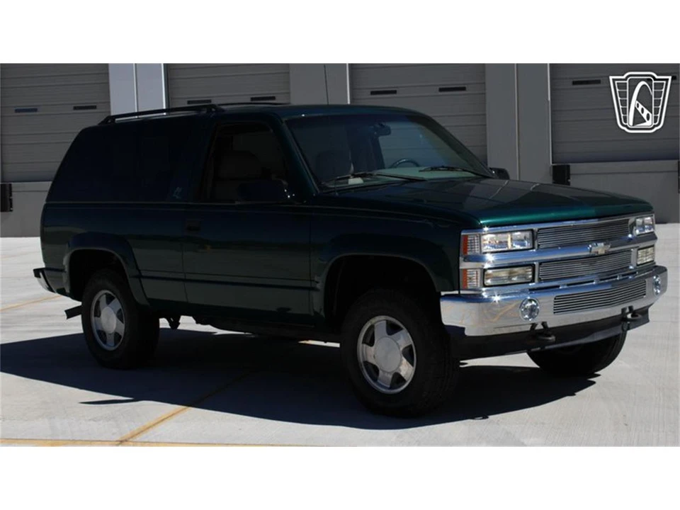 1996 Chevrolet Tahoe 1st Gen - Image 3 of 31