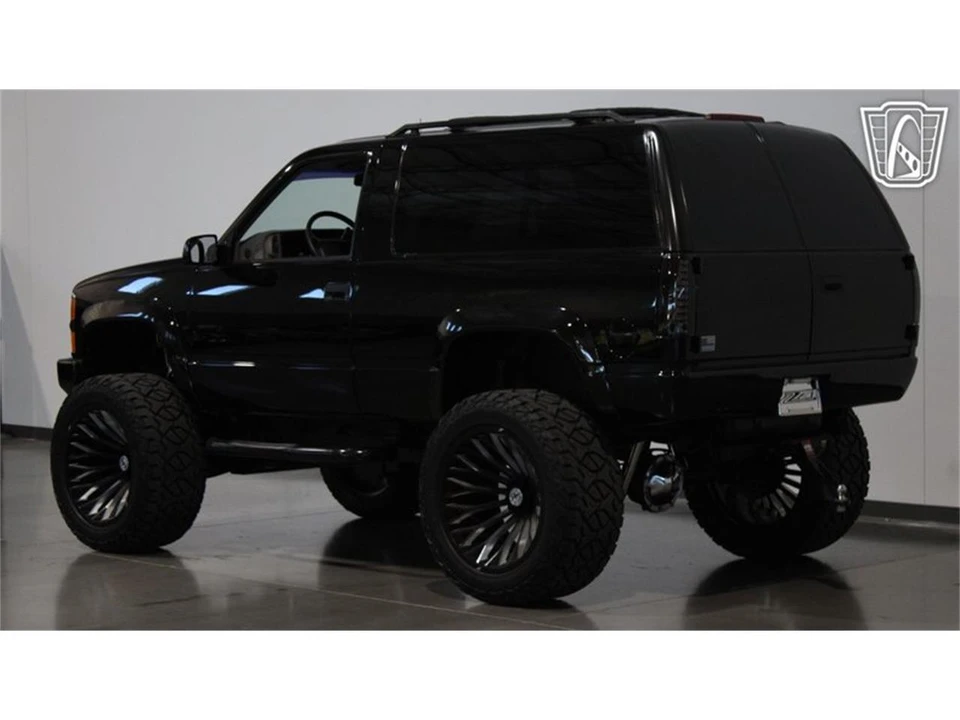 1996 Chevrolet Tahoe 1st Gen - Image 27 of 31