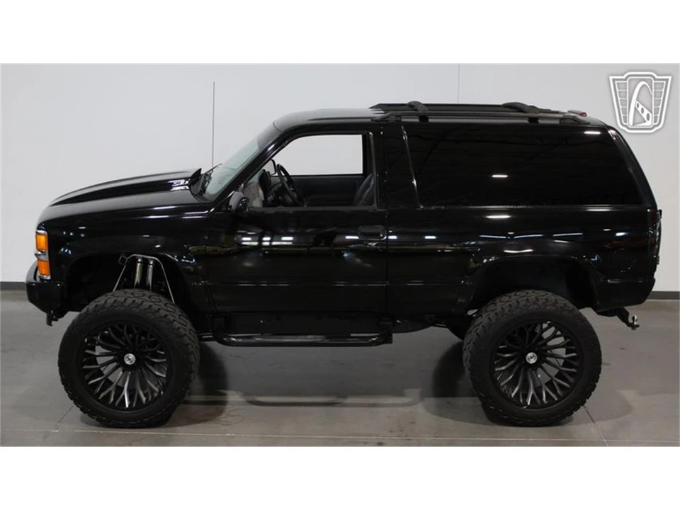 1996 Chevrolet Tahoe 1st Gen - Image 12 of 31
