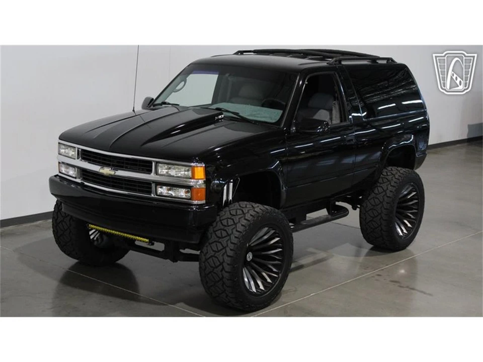 1996 Chevrolet Tahoe 1st Gen - Image 13 of 31
