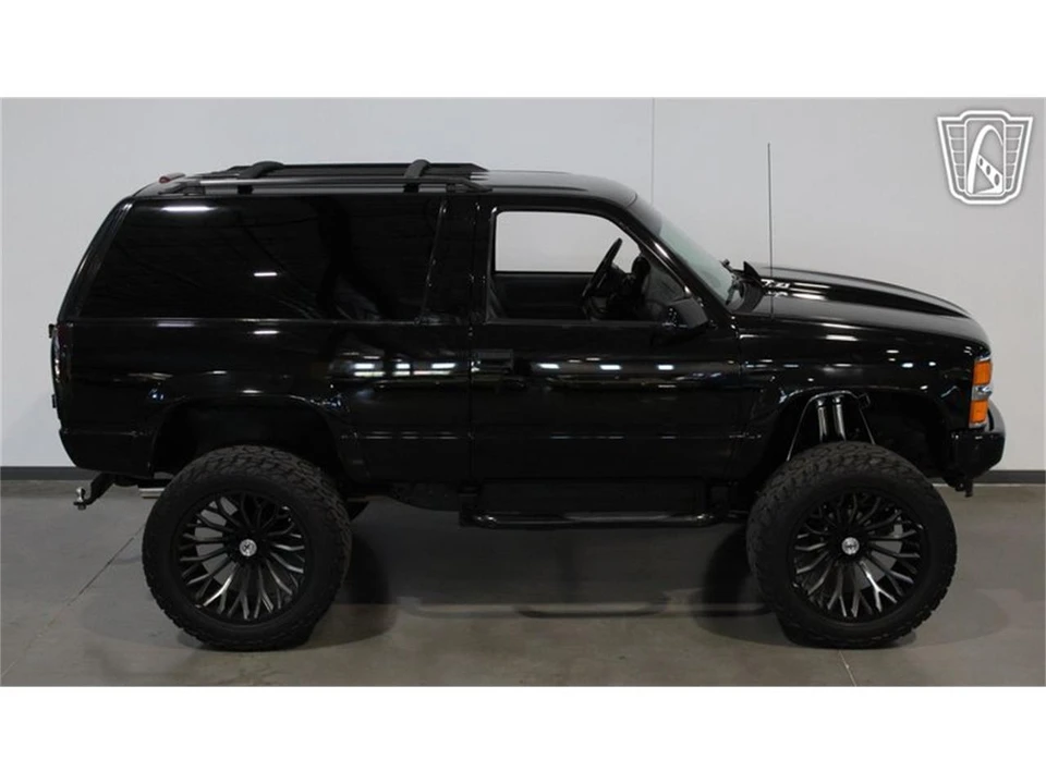 1996 Chevrolet Tahoe 1st Gen - Image 8 of 31