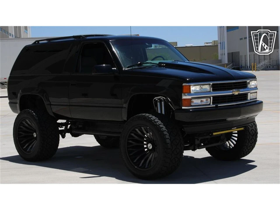 1996 Chevrolet Tahoe 1st Gen - Image 4 of 31