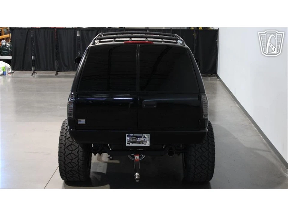 1996 Chevrolet Tahoe 1st Gen - Image 10 of 31