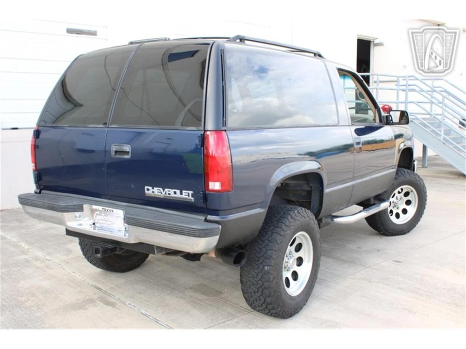 1996 Chevrolet Tahoe 1st Gen - Image 28 of 31