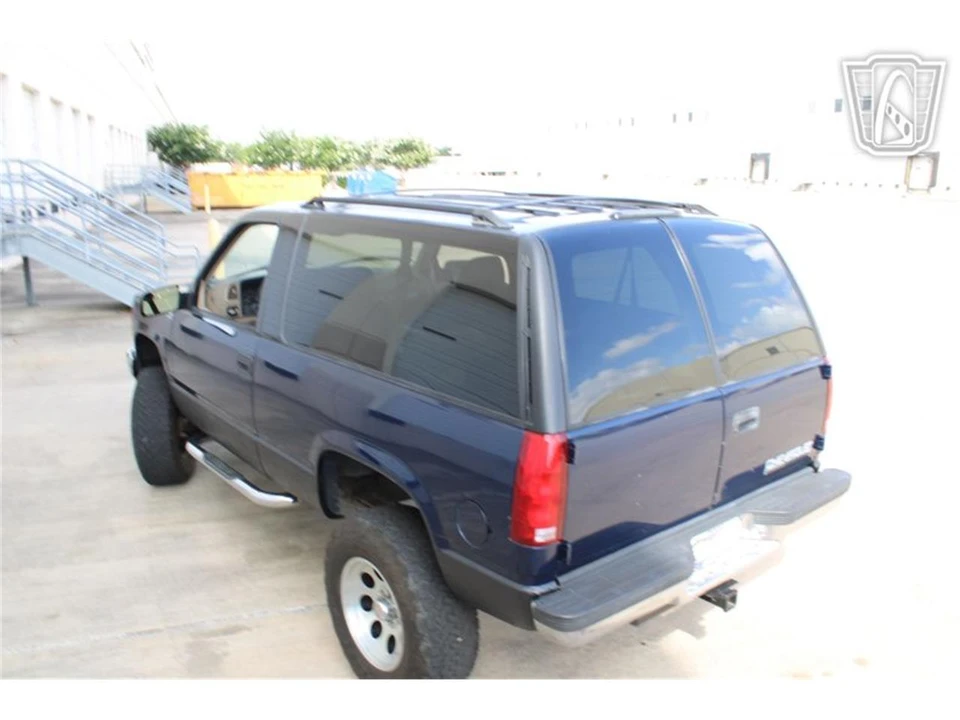 1996 Chevrolet Tahoe 1st Gen - Image 23 of 31