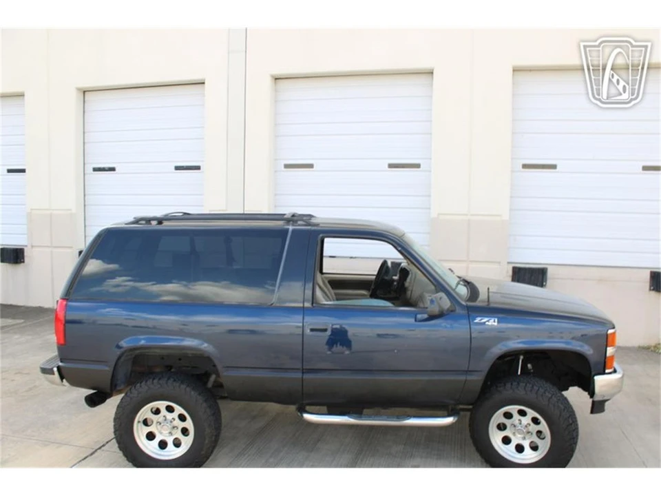 1996 Chevrolet Tahoe 1st Gen - Image 29 of 31