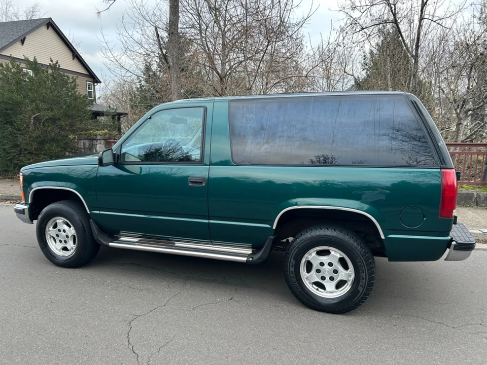 1996 Chevrolet Tahoe 1st Gen - Image 6 of 21