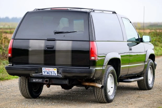 1996 Chevrolet Tahoe 1st Gen - Image 2 of 7
