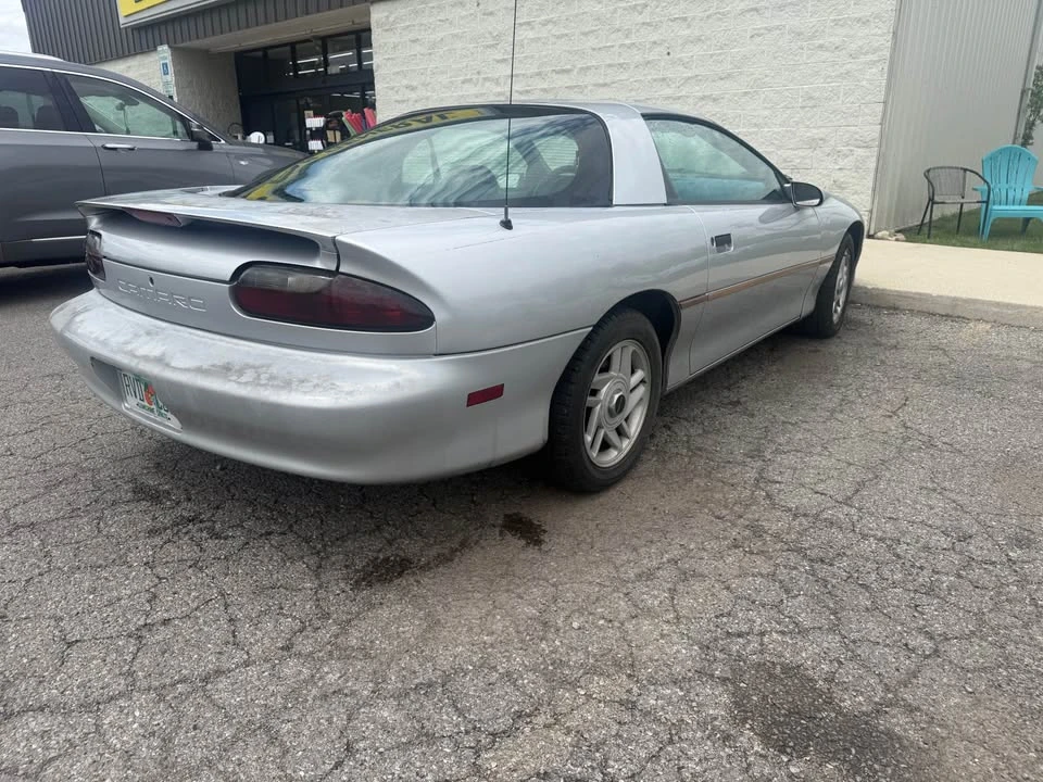 1996 Chevrolet Camaro 4th Gen - Image 5 of 12