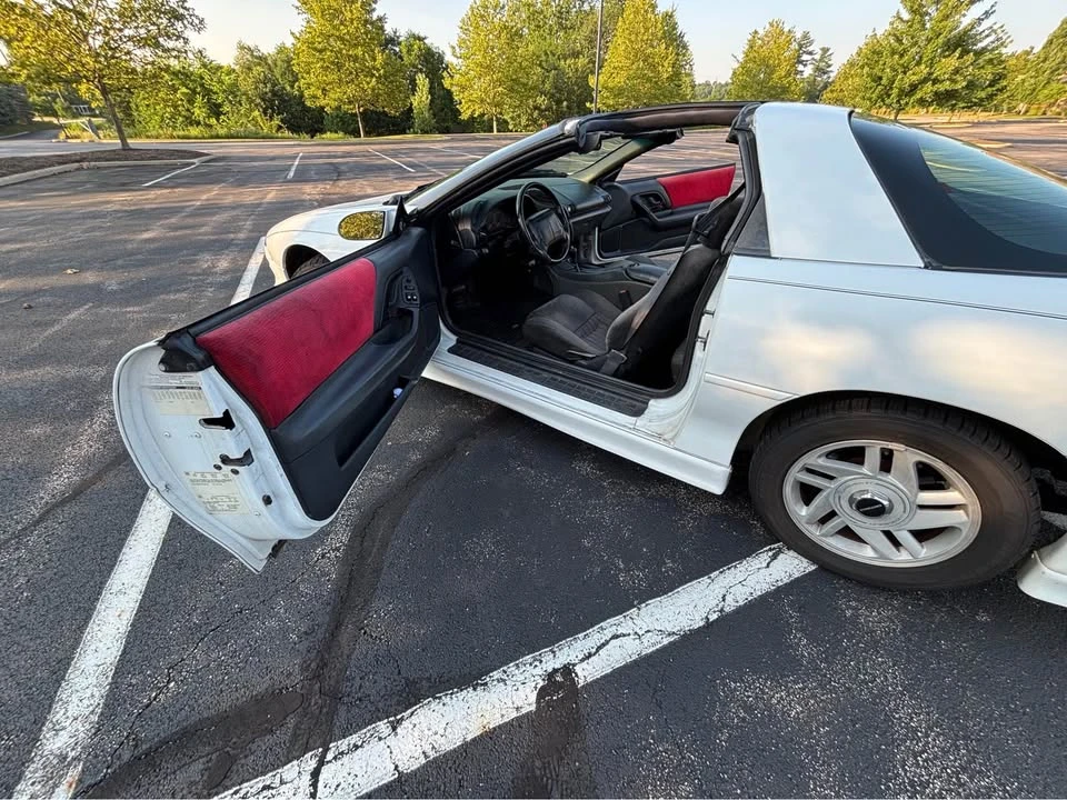1996 Chevrolet Camaro 4th Gen - Image 6 of 8