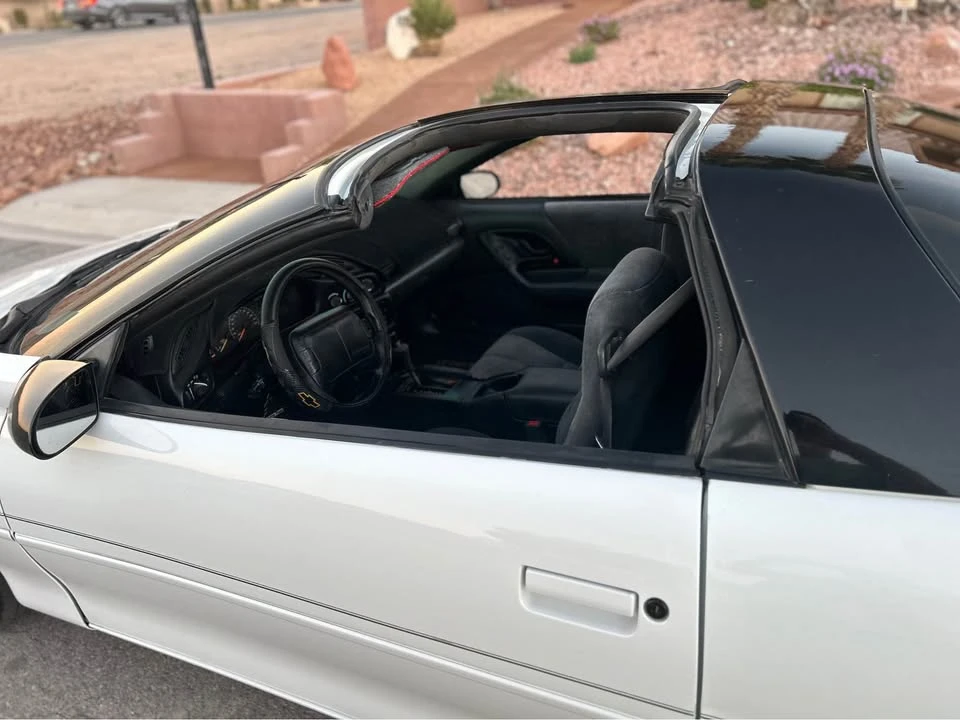 1996 Chevrolet Camaro 4th Gen - Image 5 of 10