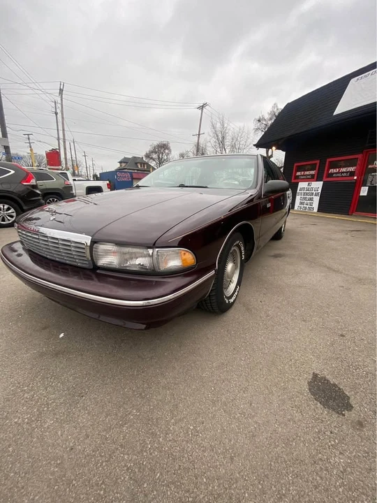 1996 Chevrolet Caprice - Image 2 of 12
