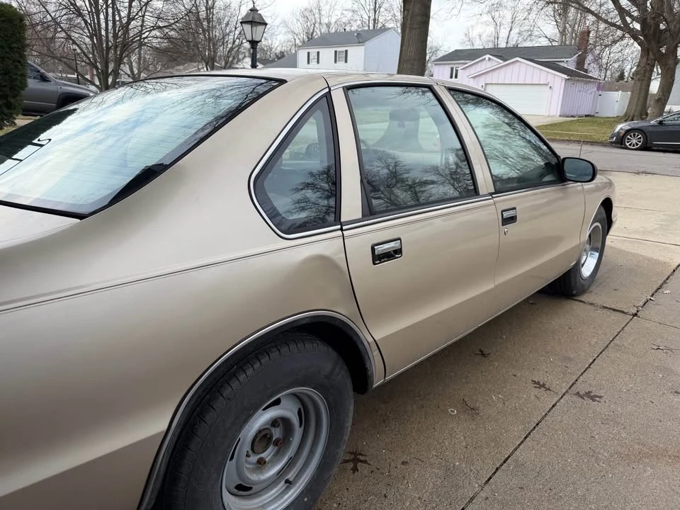 1996 Chevrolet Caprice - Image 10 of 12