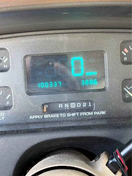 1996 Chevrolet Caprice - Image 11 of 12