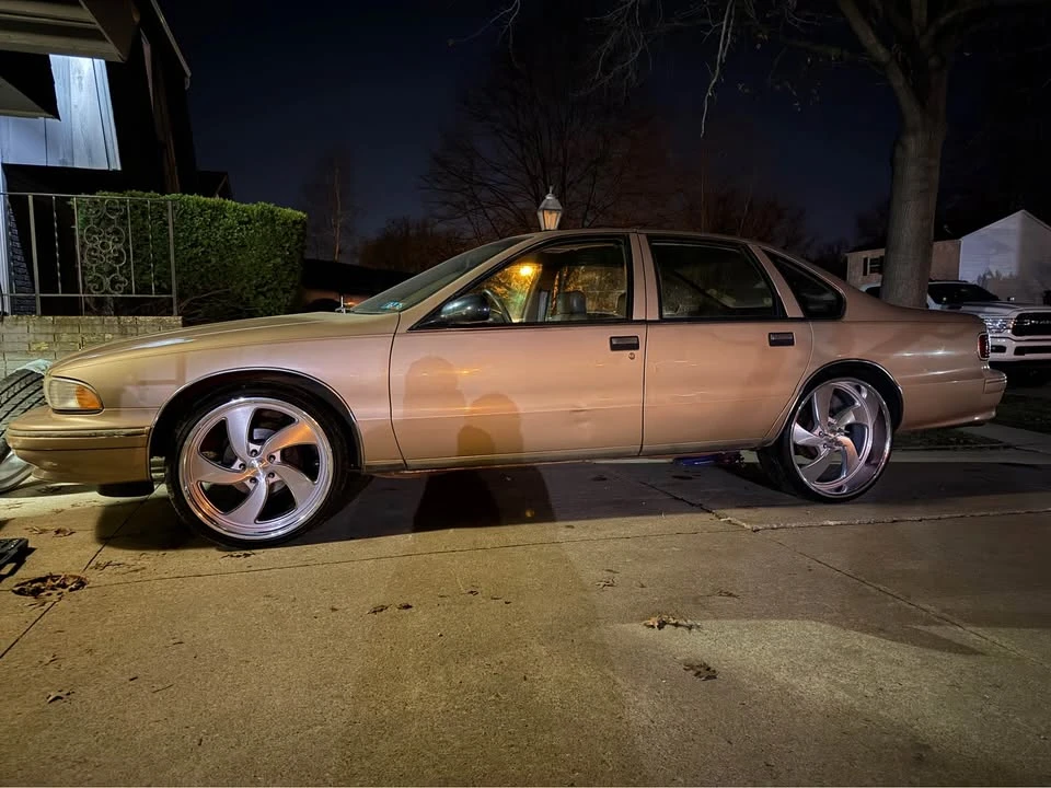 1996 Chevrolet Caprice - Image 6 of 12