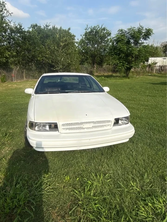 1996 Chevrolet Caprice - Image 6 of 6
