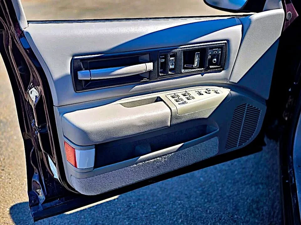 1996 Chevrolet Caprice - Image 13 of 17