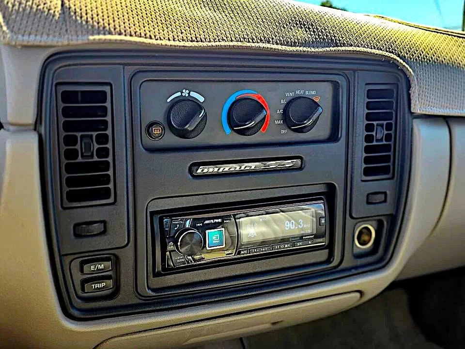 1996 Chevrolet Impala 7th Gen - Image 16 of 17