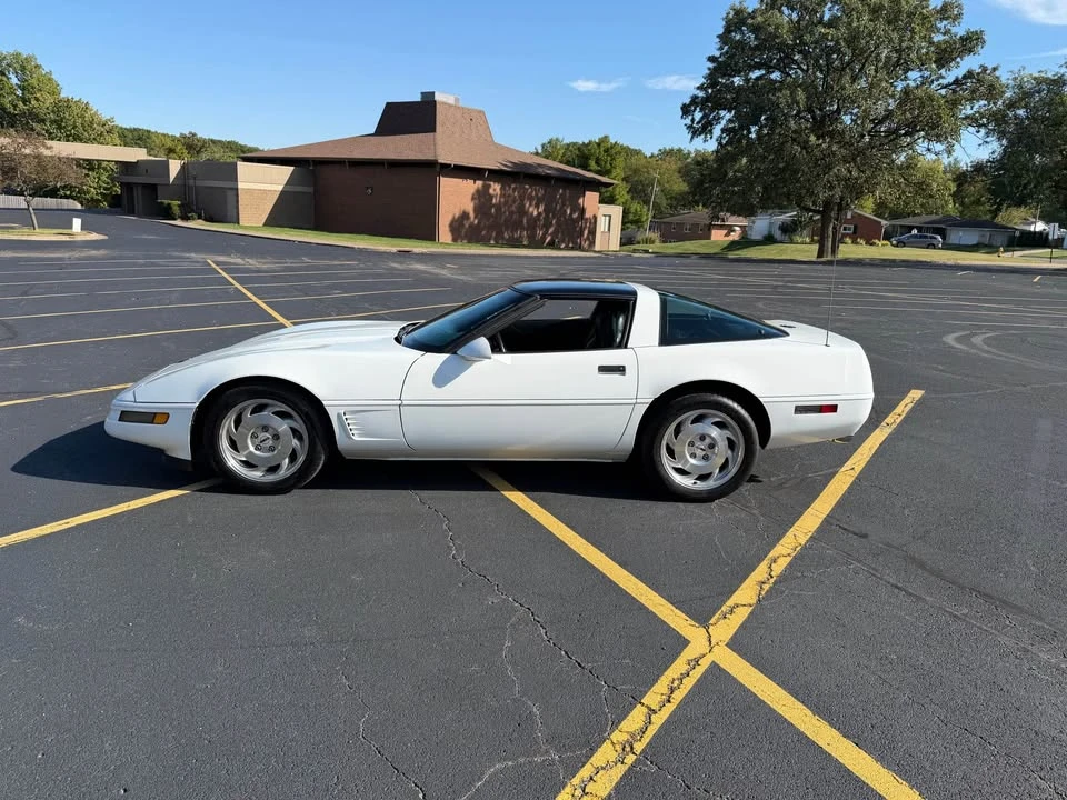 1996 Chevrolet Corvette C4 - Image 2 of 20