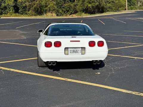 1996 Chevrolet Corvette C4 - Image 4 of 20