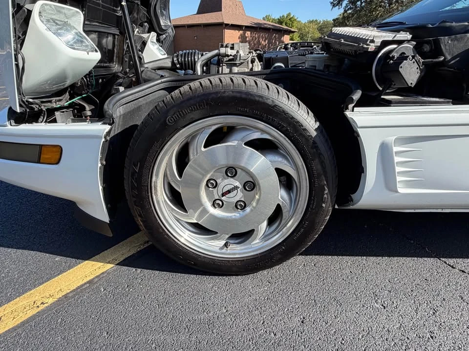 1996 Chevrolet Corvette C4 - Image 13 of 20
