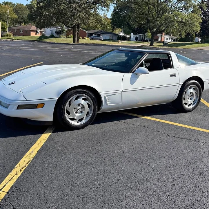 1996 Chevrolet Corvette C4 - Image 1 of 20
