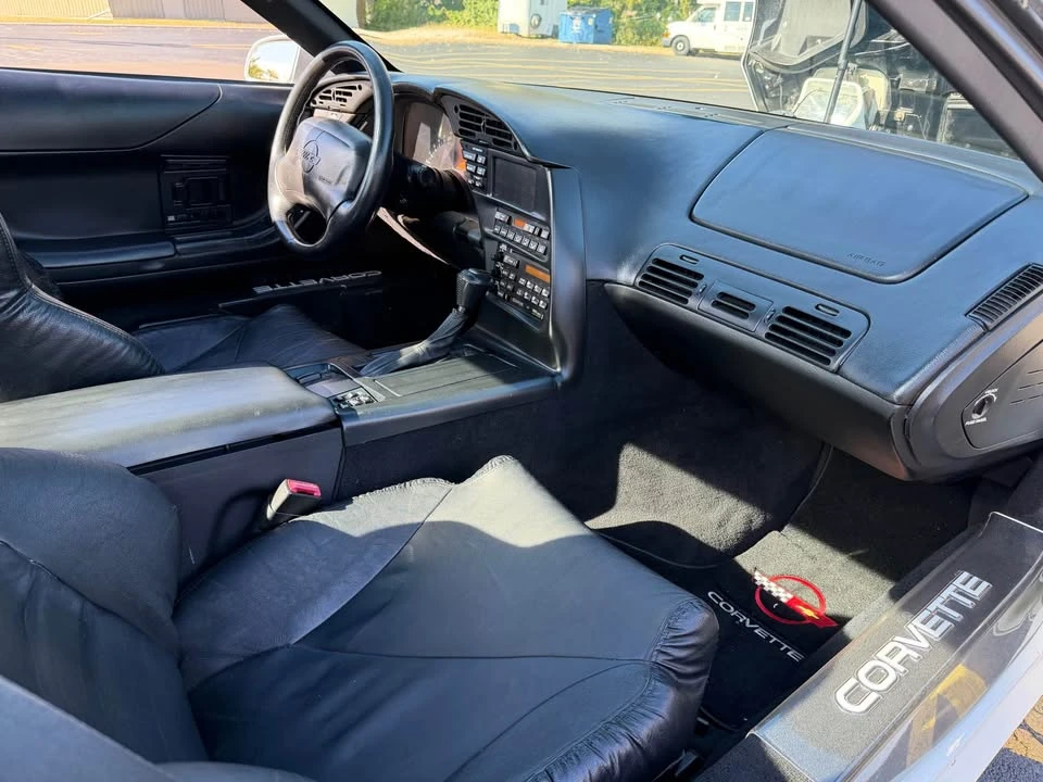1996 Chevrolet Corvette C4 - Image 17 of 20