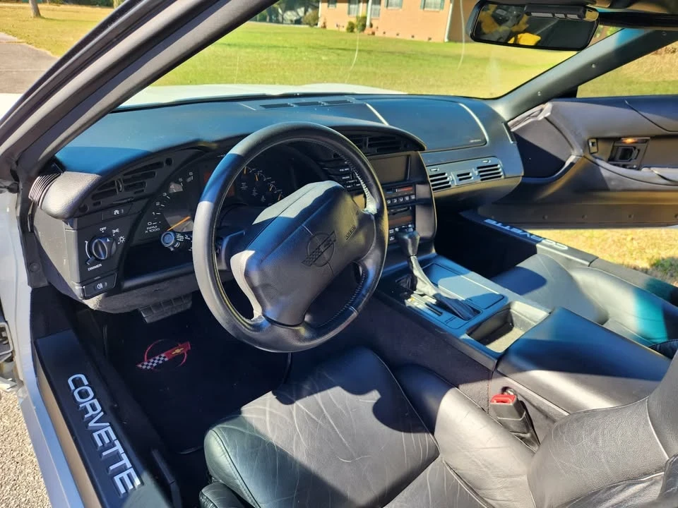1996 Chevrolet Corvette C4 - Image 10 of 19
