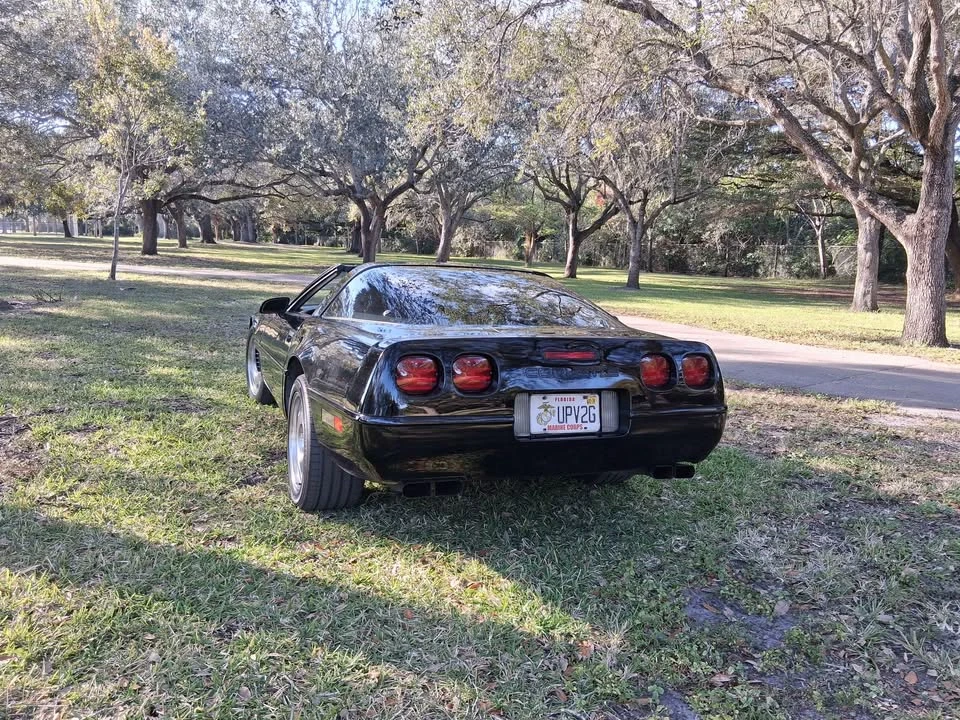 1996 Chevrolet Corvette C4 - Image 4 of 17