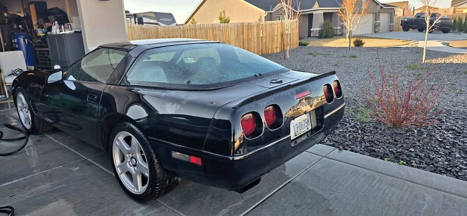 1996 Chevrolet Corvette C4 - Image 1 of 5