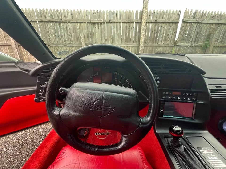 1996 Chevrolet Corvette C4 - Image 10 of 13
