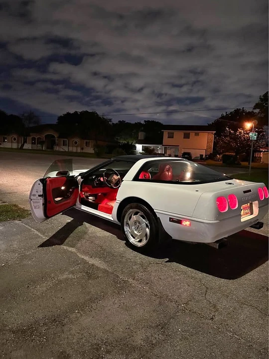 1996 Chevrolet Corvette C4 - Image 1 of 7