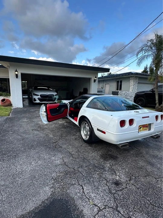 1996 Chevrolet Corvette C4 - Image 3 of 13