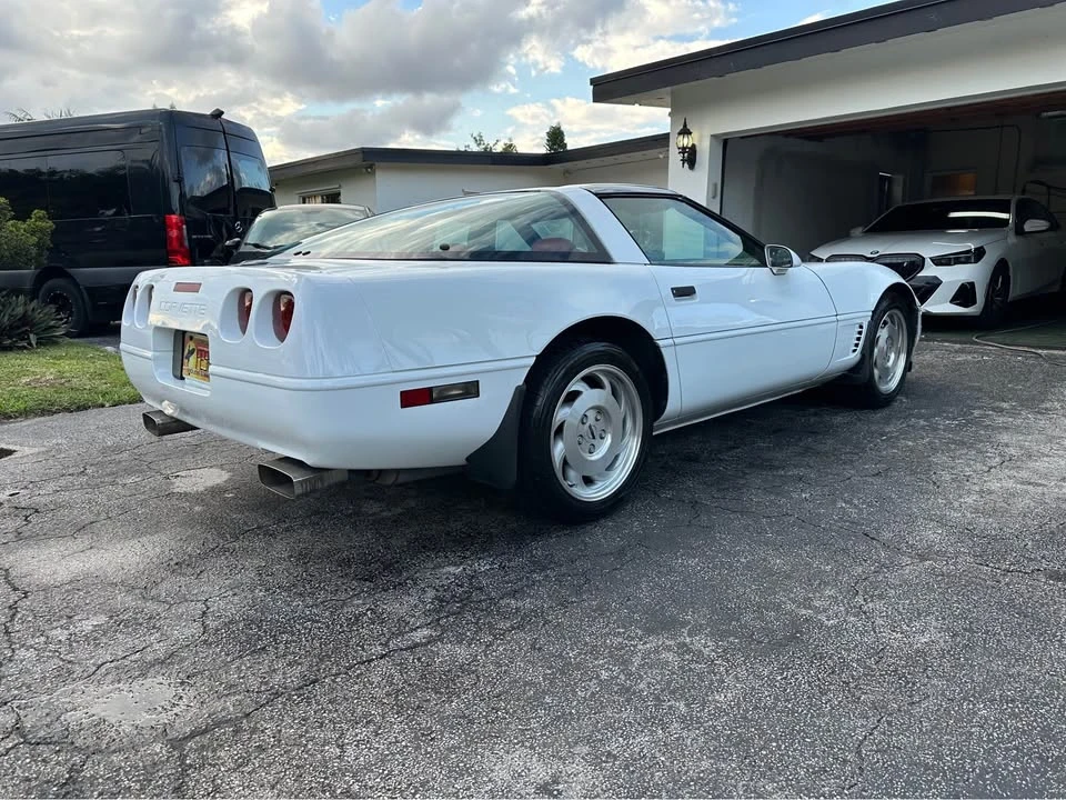1996 Chevrolet Corvette C4 - Image 12 of 13