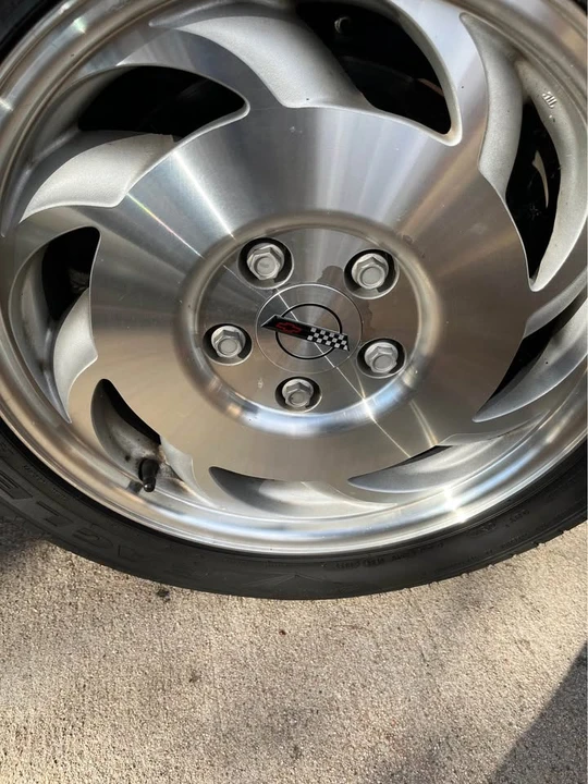 1996 Chevrolet Corvette C4 - Image 16 of 18