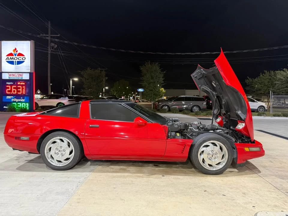 1996 Chevrolet Corvette C4 - Image 2 of 17