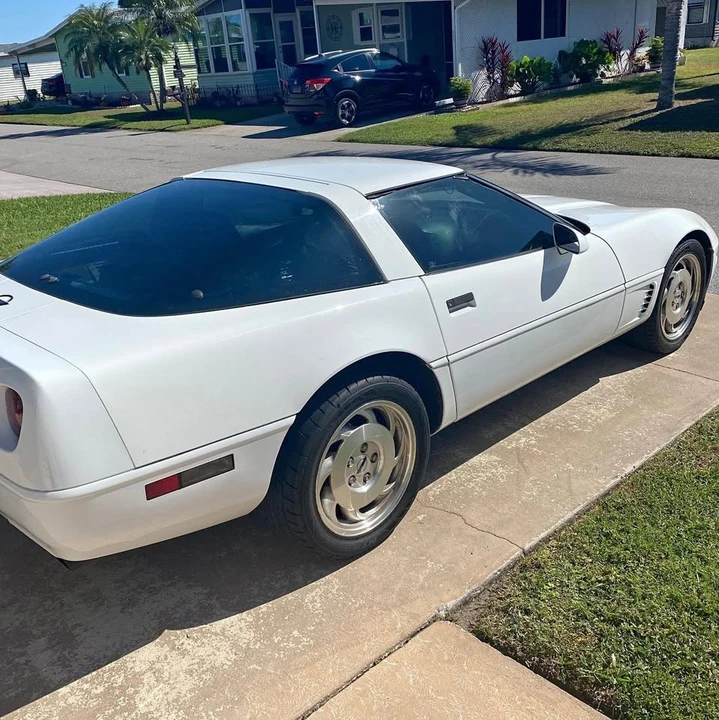 1996 Chevrolet Corvette C4 - Image 1 of 8