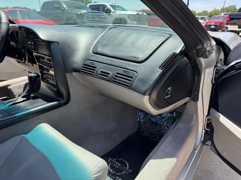 1996 Chevrolet Corvette C4 - Image 17 of 19